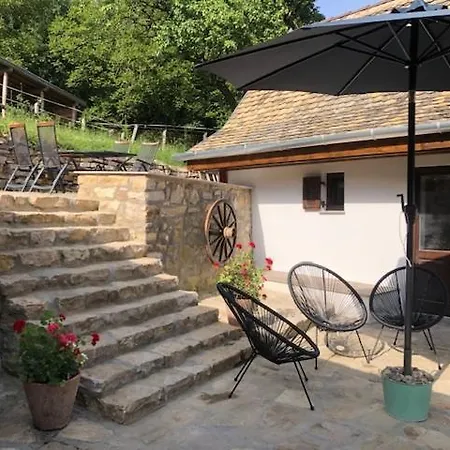 Holiday home Kistuecsoek Vendeghaz *