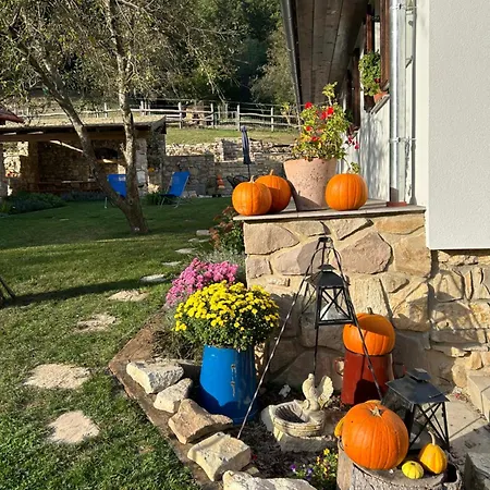 Tuecsoek Vendeghaz * Obanya