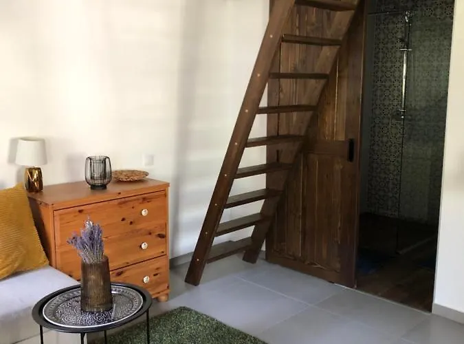 بيت للعطل Tuecsoek Vendeghaz Obanya